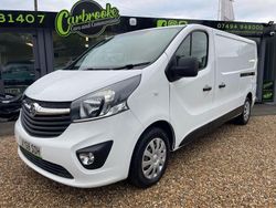 White Used 2018 Vauxhall Vivaro Sportive Van | £10,495 (Fair price)