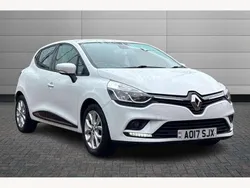 White Used 2017 Renault Clio IV Dynamique Hatchback | £8,195 (Fair price)