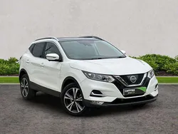 White Used 2017 Nissan Qashqai N-Connecta SUV | £8,995 (Fair price)