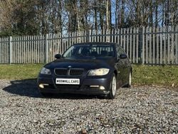 Blue Used 2006 BMW 320 Sedan | £1,500 (Super price)