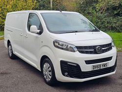 White Used 2019 Vauxhall Vivaro Sportive Van | £9,995 (Fair price)