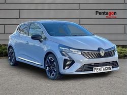 Other New 2025 Renault Clio V Techno Hatchback | £20,295 (Fair price)