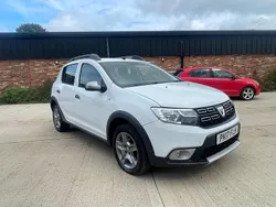 White Used 2017 Dacia Sandero Lauréate Hatchback | £5,695 (Fair price)