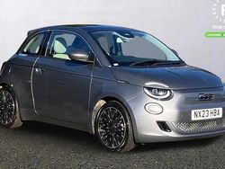Used 2025 Fiat 500e La Prima Hatchback | £16,799 (Good price)