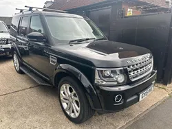 Black Used 2015 Land Rover Discovery 4 HSE SUV | £13,990 (Fair price)
