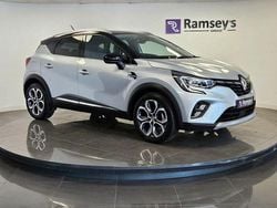 Grey/black Used 2022 Renault Captur Version S SUV | £11,996 (Fair price)