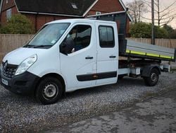 White Used 2018 Renault Master Business Sedan | £12,995