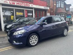 Blue Used 2016 Nissan Pulsar Visia Hatchback | £5,395 (Fair price)