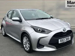 Silver Used 2022 Toyota Yaris Hybrid Hatchback | £15,828 (Good price)
