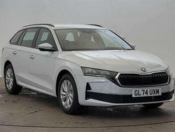 Moon white metallic New 2024 Skoda Octavia SE Technology Estate | £23,695 (Good price)
