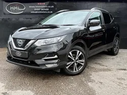 Black Used 2017 Nissan Qashqai N-Connecta SUV | £9,895 (Fair price)