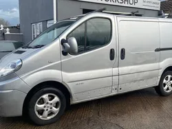 Silver Used 2009 Renault Trafic Van | £3,995 (Fair price)