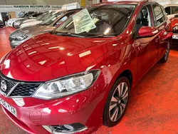 Red Used 2016 Nissan Pulsar N-Connecta Hatchback | £5,295 (Fair price)