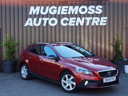 Red Used 2014 Volvo V40 CC Estate | £6,695 (Fair price)