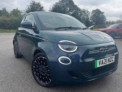 Used 2025 Fiat 500e La Prima Hatchback | £13,795 (Super price)