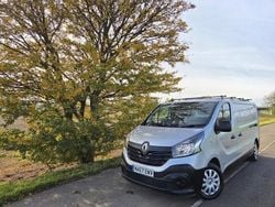 Silver Used 2017 Renault Trafic Business Van | £8,995 (Fair price)