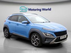 Blue Used 2021 Hyundai Kona Premium SUV | £16,200 (Fair price)