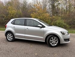 Silver Used 2010 VW Polo SE Hatchback | £5,695 (A bit pricey)