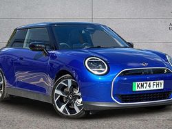 Blue Used 2024 Mini Cooper SE Hatch Hatchback | £30,990