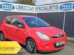 Red Used 2012 Hyundai i20 Classic Hatchback | £2,975 (Fair price)