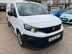 White Used 2022 Peugeot Partner Premium MPV | £9,495 (Fair price)