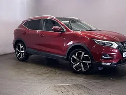 Red Used 2019 Nissan Qashqai S SUV | £11,599 (Fair price)