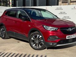 Red Used 2020 Vauxhall Grandland X SRi SUV | £10,495 (Good price)