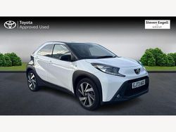 White Used 2023 Toyota Aygo X SUV | £14,638
