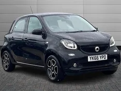 Black Used 2016 Smart ForFour Premium Hatchback | £7,340 (Fair price)