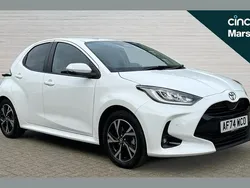 White Used 2024 Toyota Yaris Hybrid Design Hatchback | £20,015 (Fair price)