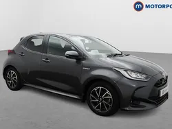 Used 2025 Toyota Yaris Hybrid Design Hatchback | £15,999 (Super price)