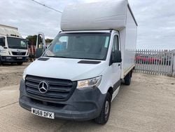 White Used 2018 Mercedes Sprinter Van | £9,000 (Fair price)