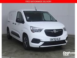 White Used 2020 Vauxhall Combo Sportive Van | £9,900 (Fair price)