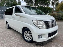 Pearl white Used 2007 Nissan Elgrand S MPV | £11,499 (Fair price)