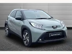 Tarragon with black Used 2025 Toyota Aygo Hatchback | £15,750 (Fair price)