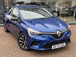 Blue Used 2022 Renault Clio V Evolution Hatchback | £12,499 (Good price)