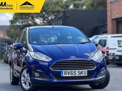 Blue Used 2015 Ford Fiesta Zetec Hatchback | £2,285 (Fair price)