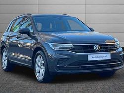 Dolphin grey Used 2022 VW Tiguan Life SUV | £21,995 (Fair price)