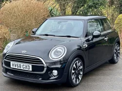 Black Used 2018 Mini Cooper Hatch Hatchback | £13,690 (Fair price)
