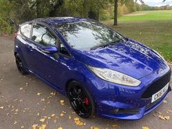 Blue Used 2016 Ford Fiesta ST Hatchback | £7,495 (Fair price)