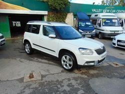 White Used 2013 Skoda Yeti SE SUV | £7,495 (Fair price)