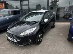 Black Used 2016 Ford Fiesta Zetec Hatchback | £6,975 (Fair price)