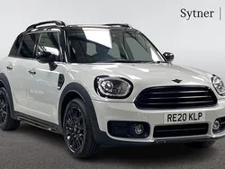 White Used 2020 Mini Cooper Countryman Classic SUV | £17,500 (Fair price)