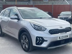Silver Used 2021 Kia Niro 3 SUV | £16,500 (A bit pricey)
