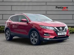 Red Used 2019 Nissan Qashqai N-Connecta SUV | £12,375 (Good price)