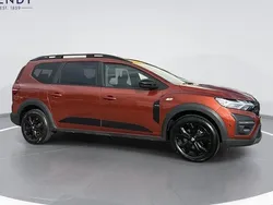 Used 2023 Dacia Jogger Extreme Estate | £15,999 (Fair price)