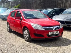 Red Used 2009 Vauxhall Astra Club Hatchback | £1,295 (Fair price)