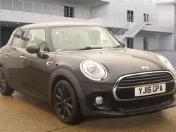 Black Used 2016 Mini Cooper Hatch Hatchback | £12,000 (Fair price)