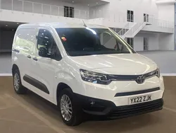 White Used 2022 Toyota Proace Van | £10,875 (Good price)