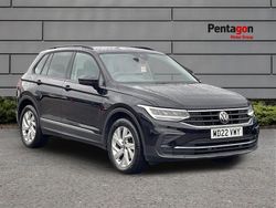 Black Used 2022 VW Tiguan Life SUV | £17,695 (Good price)